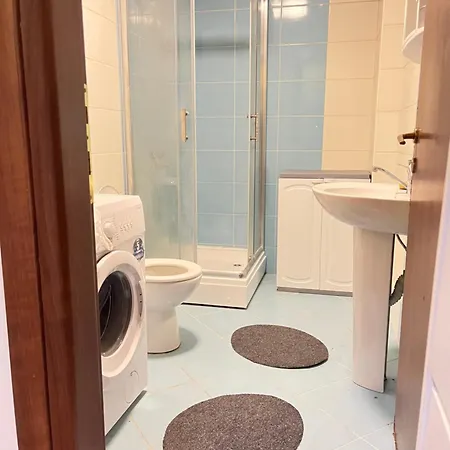 Ema's 3 Apartmán